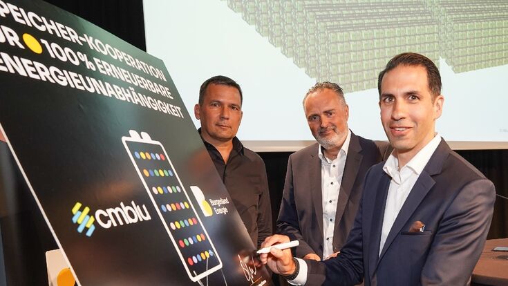 © Burgenland Energie/CMBlu Dr. Peter Geigle, Gründer und CEO der CMBlu Energy AG, Landeshauptmann Mag. Hans Peter Doskozil, Dr. Stephan Sharma, Vorstand der Burgenland Energie AG.
