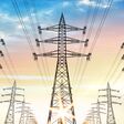 stromleitung, hochspannung, stromtrasse, energie, energiewende, öko, solar, licht, solarpanel, abend, himmel, strommast, lichtstrahlen, oberleitung, leitung, netz, stromnetz, versorgung, stromversorgung, kabel, abendhimmel, sonnenenergie, sonne, strom, erzeugung, umwelt, nachhaltigkeit, solarstrom, umweltschutz, emission, erneuerbar, nutzen, sauber, sauberkeit, qualität, banner, park, politik, wolken
