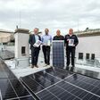 Günther Schwabegger von der Brandverhütungsstelle Oberösterreich, Thomas Becker, Vorstandsmitglied von PV Austria und Gutachter für PV-Anlagen, Christian Bräuer, Bundesinnungsmeister für Elektrotechnik und Martin Mittnecker  vom österreichischen Bundesfeuerwehrverband (v.l.n.r.) mit den neuen Leitfaden.