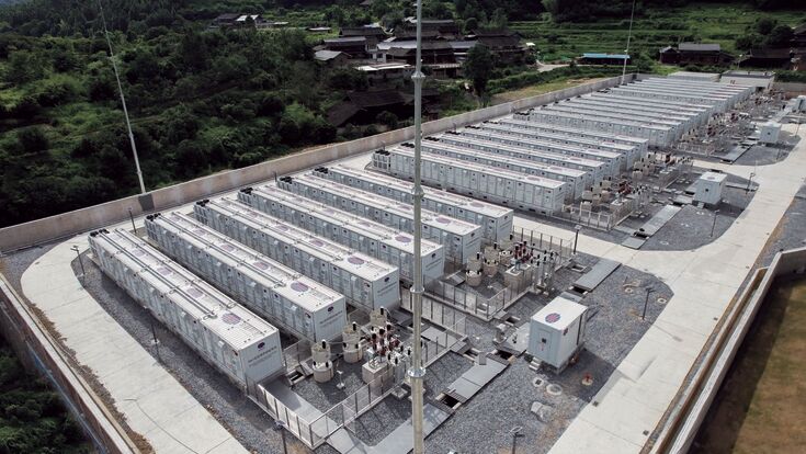 © JST Power Angesichts der notwendigen Transformation des Energiesystems treten Transformatoren und Speicherlösungen in den Fokus.