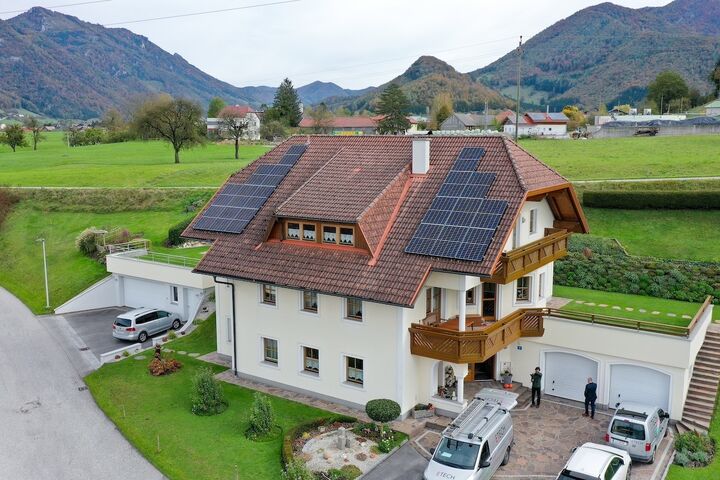 Unverzichtbar für Energiegemeinschaften sind die vielen Auf-Dach-Anlagen von Privathaushalten.