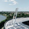 Ledvance setzt das Bremer Weserstadion mit neuer Lichtarchitektur und historischen Masten energieeffizient in Szene.