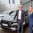 Sonja Kaiser, Leiterin der Abteilung E-Mobility der Energie AG und Armin Hessenberger, CFO Poloplast