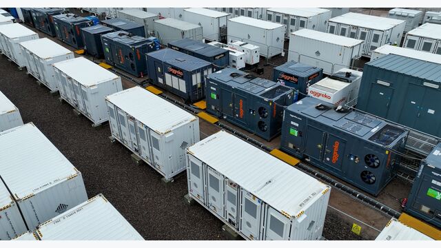 Ein von Aggreko bereitgestelltes, HVO-betriebenes Generator-Leistungspaket der Emissionsstufe V gewährleistete in Coalburn 1 während der Inbetriebnahme eine unterbrechungsfreie Stromversorgung und das notwendige Lastmanagement.