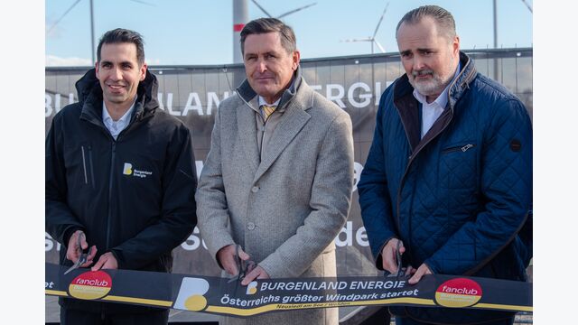 Adult, Female, Male, Man, Person, Woman, PK Eröffnung von Österreichs größtem Windpark in Neusiedl/Weiden Mit Bundesminister Peter Hanke, Landeshauptmann Hans Peter Doskozil, CEO Stephan Sharma