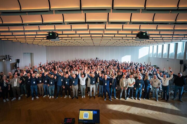 Großer Auftritt in Wien: Beim Somfy-Expertentag traf sich das Fachhandwerk aus Deutschland, Österreich und der Schweiz.