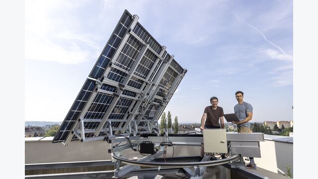 Im Vergleich zu fest installierten PV-Modulen liefert FLAPTrack einen durchschnittlichen Mehrertrag von knapp 40 Prozent.